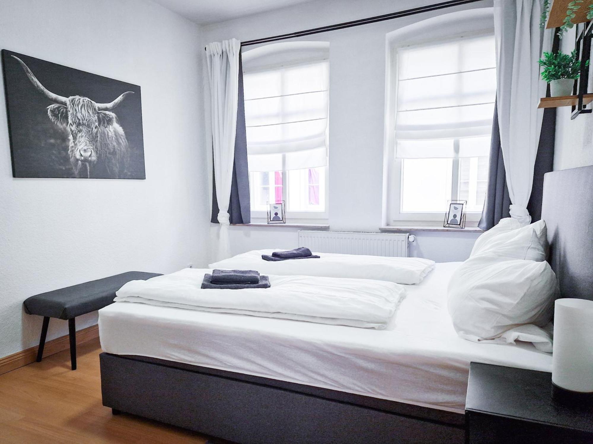 Grosszuegige Altstadtwohnung Lara Fuer 6 Personen Weißenfels Exterior foto